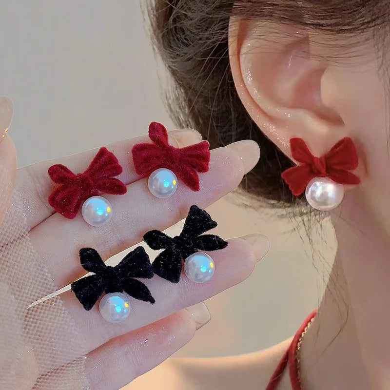 Flocking Bowtie Pearl Pendant Earrings