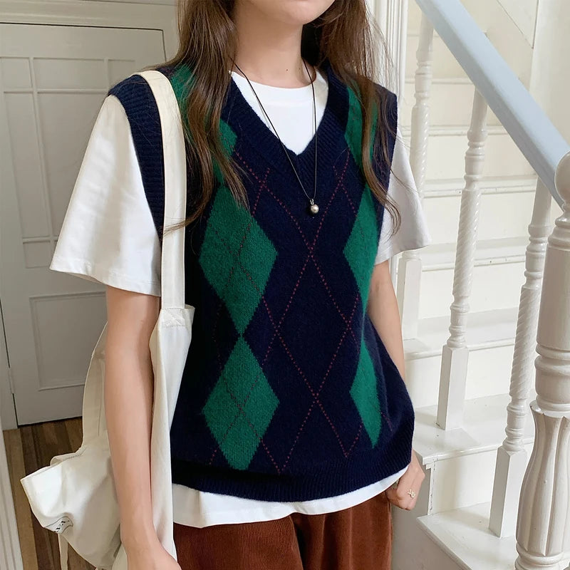 Knitted Wool V-Neck Plaid Vest