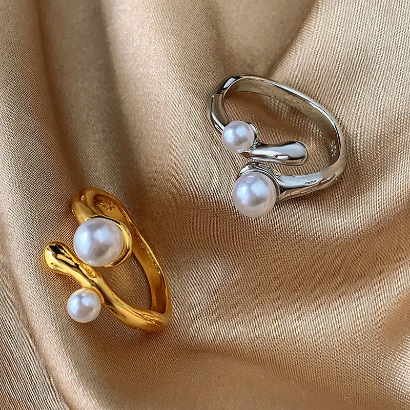Irregular Branch Pearl Open Rings