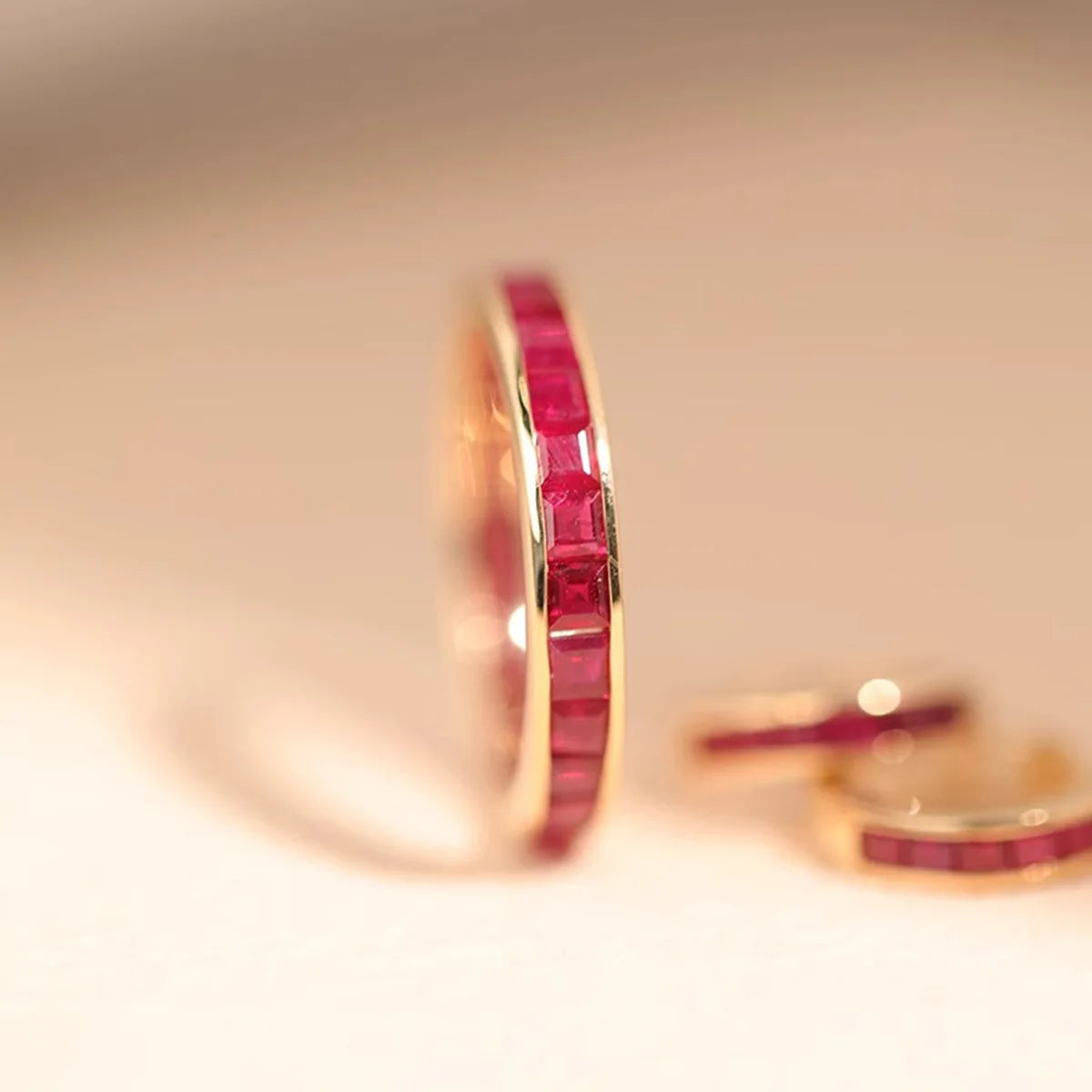 S925 Sterling Silver Ruby Red Zircon Infinity Eternity Band Ring