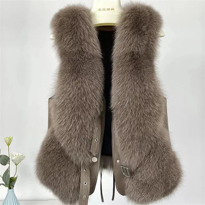 2024 Autumn and Winter Fox Fur Vest Short Style Splicing Solid Color Fur New Camry Shoulder V-neck Qianjin Style Short Style